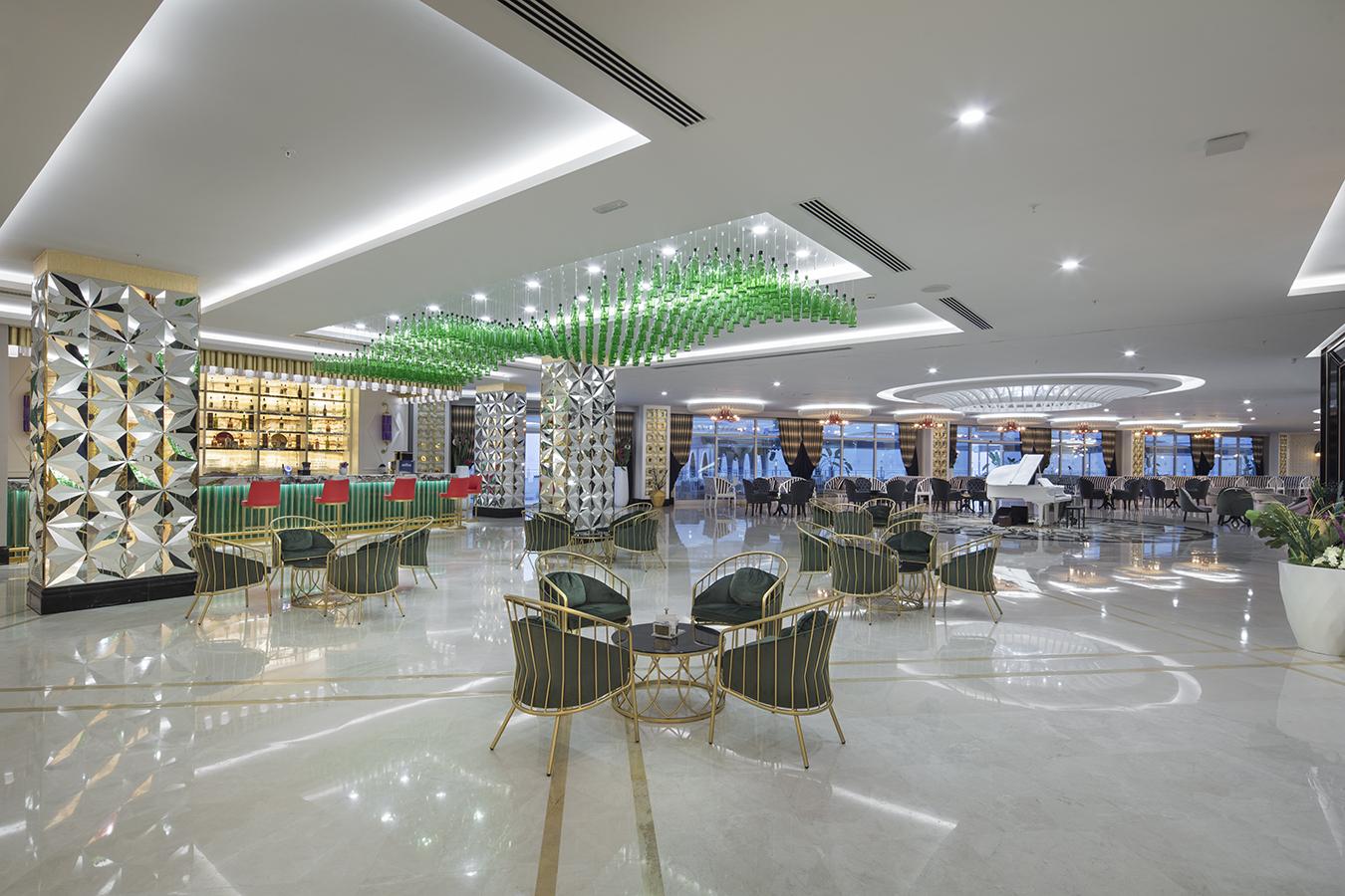 Granada Luxury Hotel 5*
